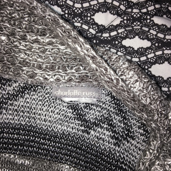 Tribal Cardign - Picture 2 of 2